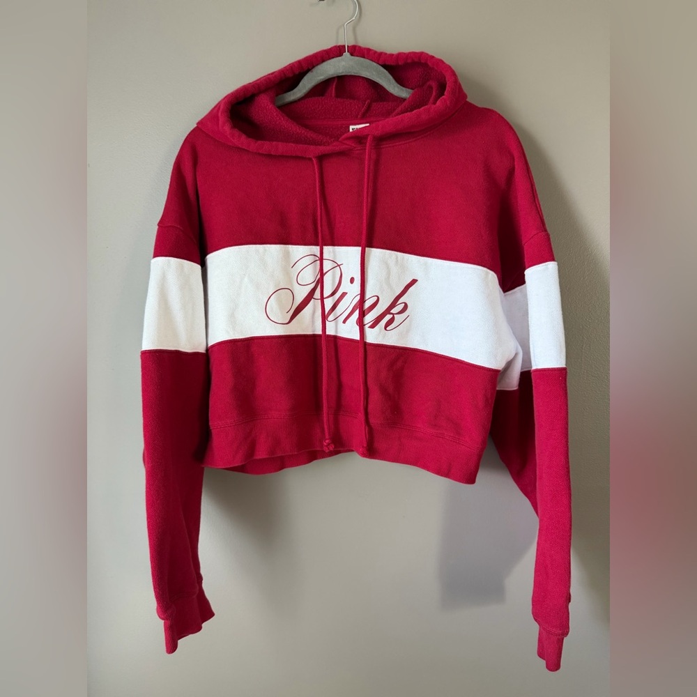 PINK Victoria's Secret Red and White Cropped Hoodie Y2K